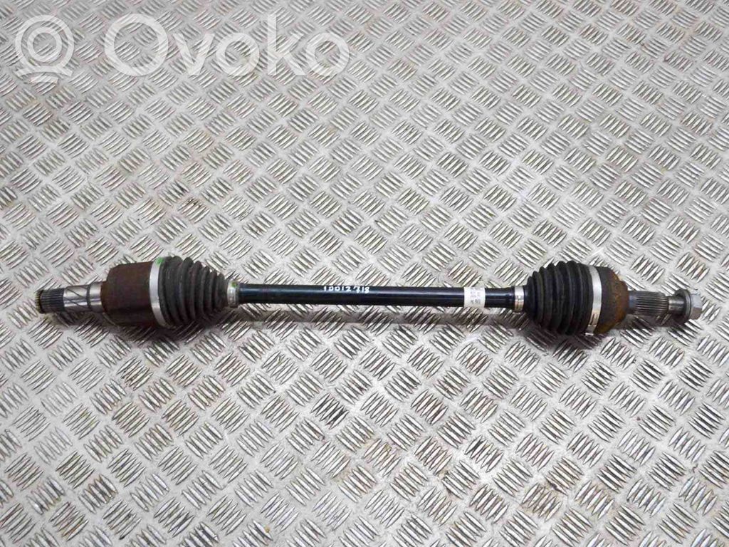 Takavetoakseli   104416100D