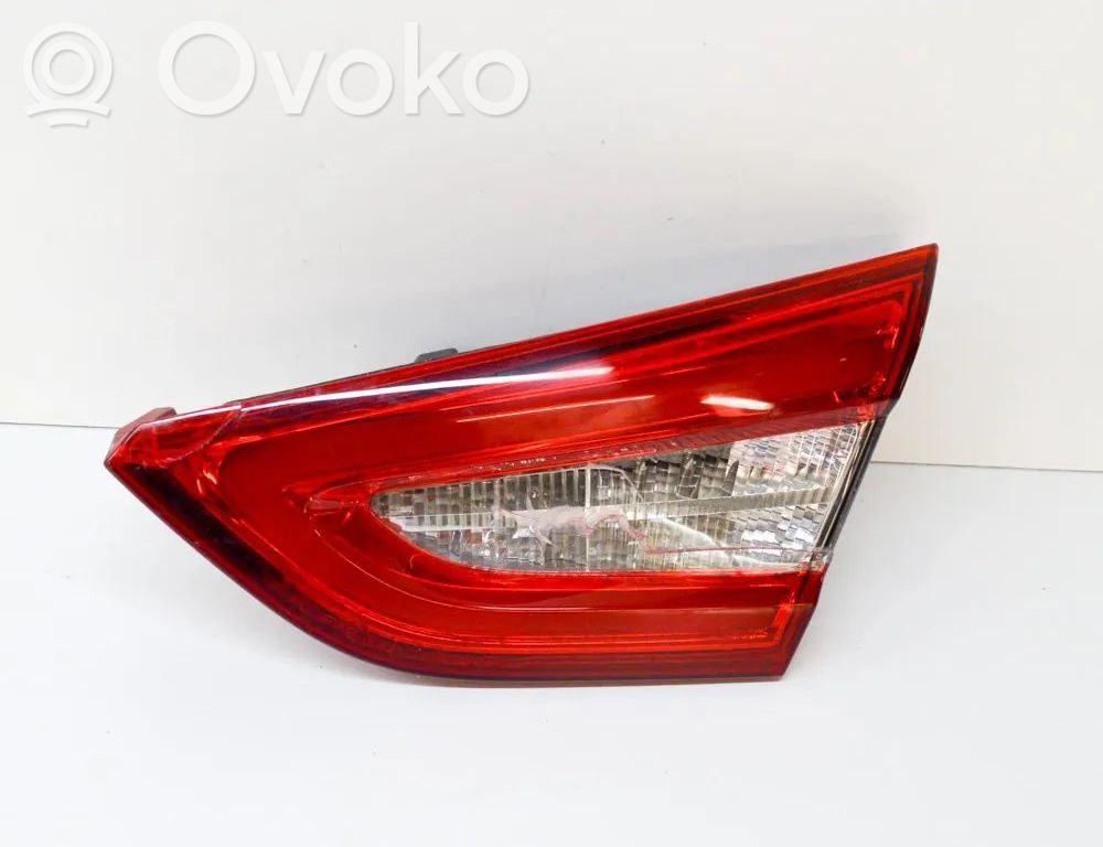 Maserati Quattroporte Lampy tylnej klapy bagażnika