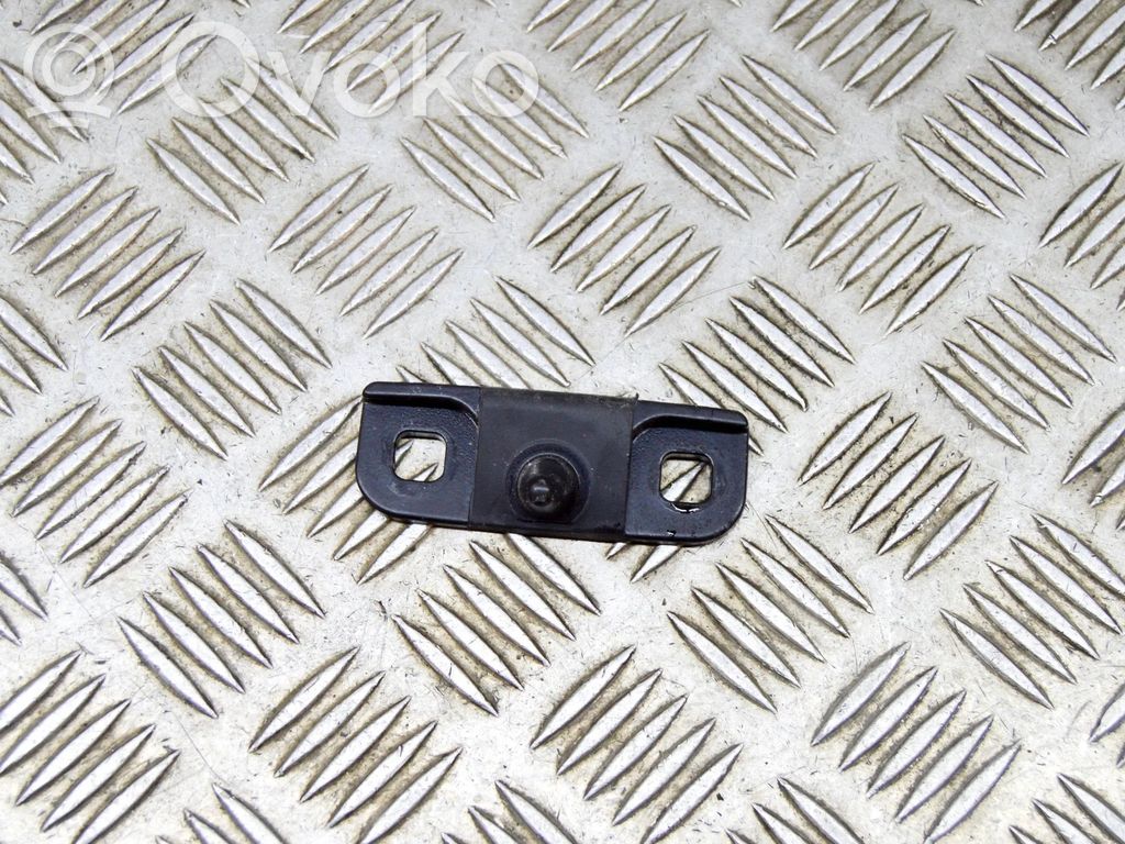 Porsche Macan (95B) Support serrure de loquet coffre 