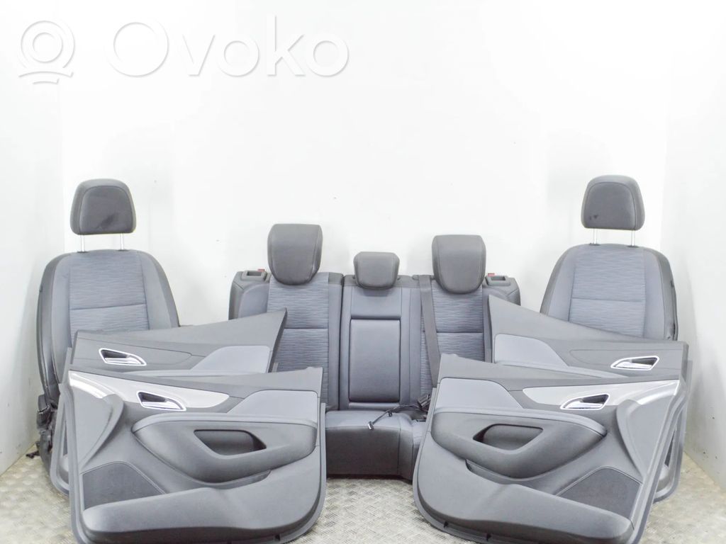 Opel Mokka Set interni 