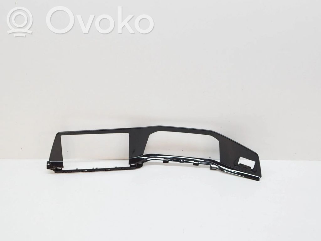 Volkswagen Golf VIII Moldura del panel 