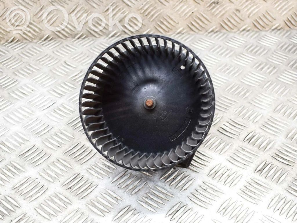 Saab 9-5 Pečiuko ventiliatorius/ putikas 
