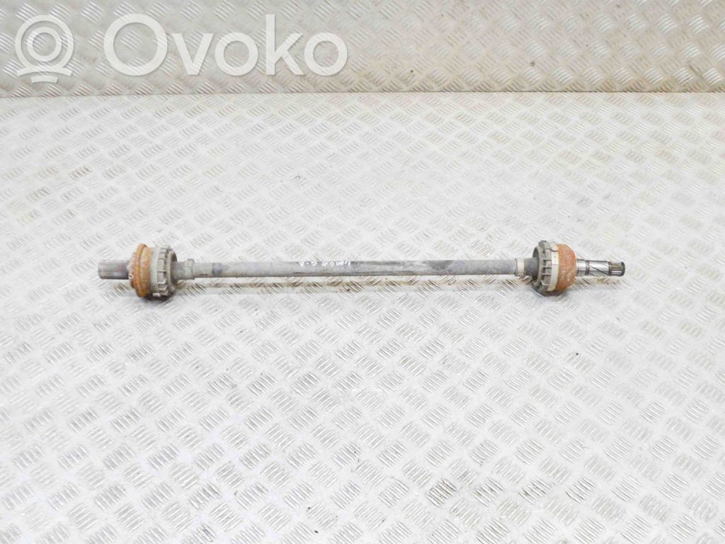 Volvo S90, V90 Eje de transmisión trasero 