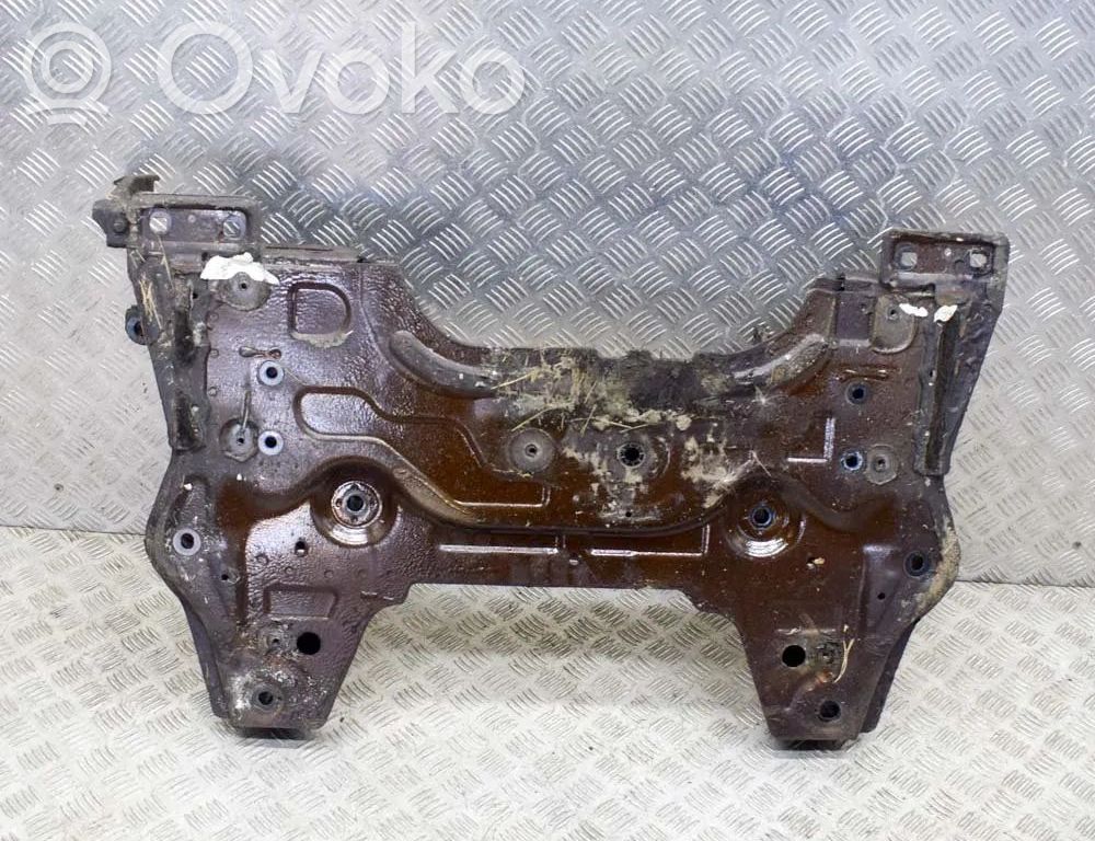Peugeot 208 II Front subframe 