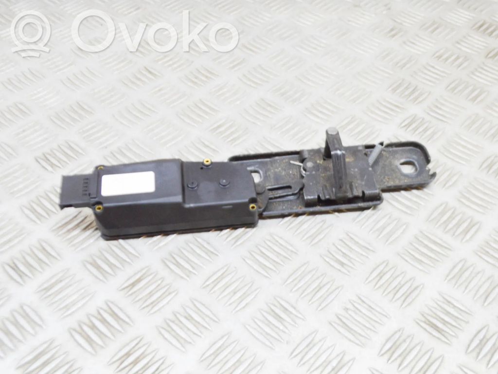 Audi Q7 4L Zamek klapy tylnej / bagażnika 