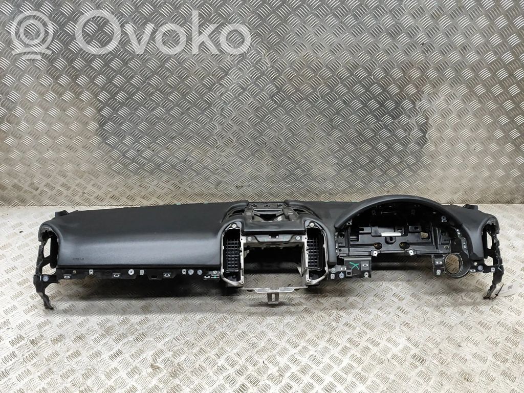 Porsche Cayenne (92A) Kojelauta 
