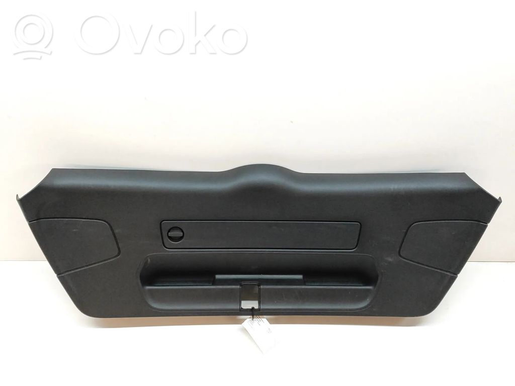 Audi A3 S3 8V Tailgate trim 