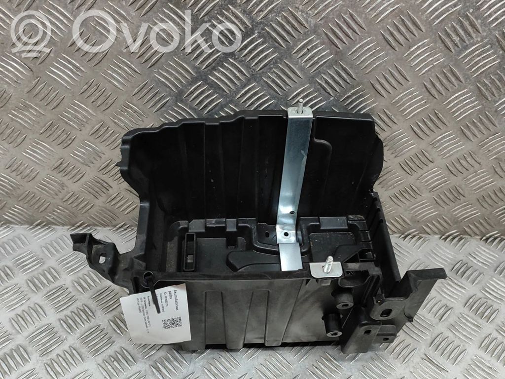 Ford Puma Akumuliatoriaus dėžė 