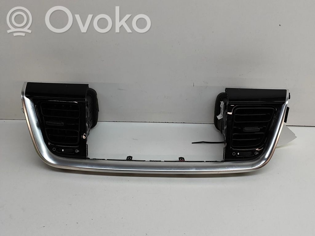 KIA Stonic Dysze / Kratki nawiewu deski rozdzielczej 