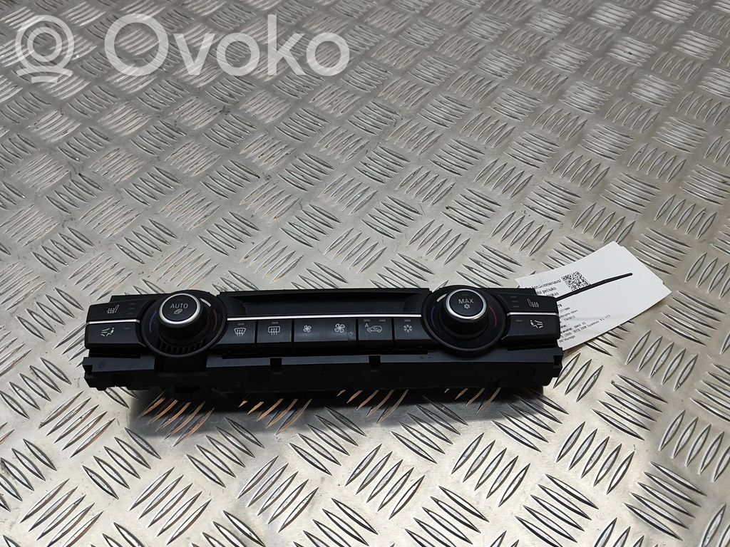 Oro kondicionieriaus/ klimato/ pečiuko valdymo blokas (salone)   9157553,64119157553,11419110,9310447