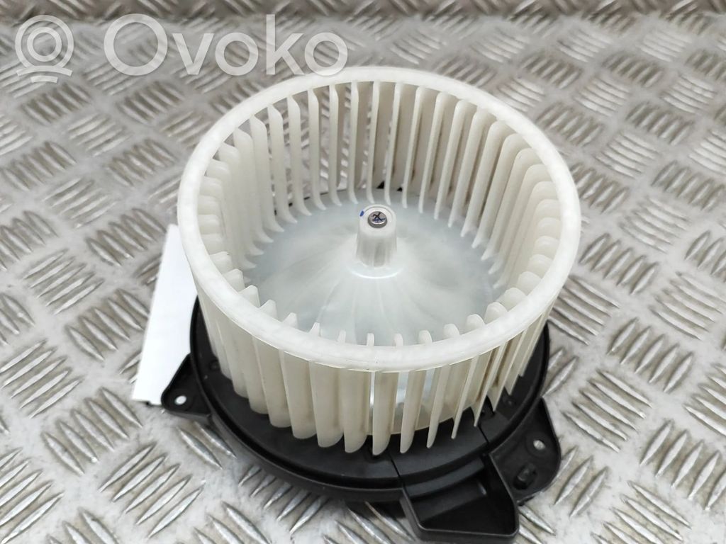 Tesla Model Y Mazā radiatora ventilators 