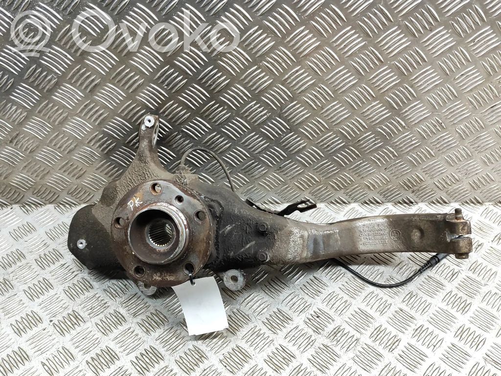 Cubo de rueda delantera   6773783