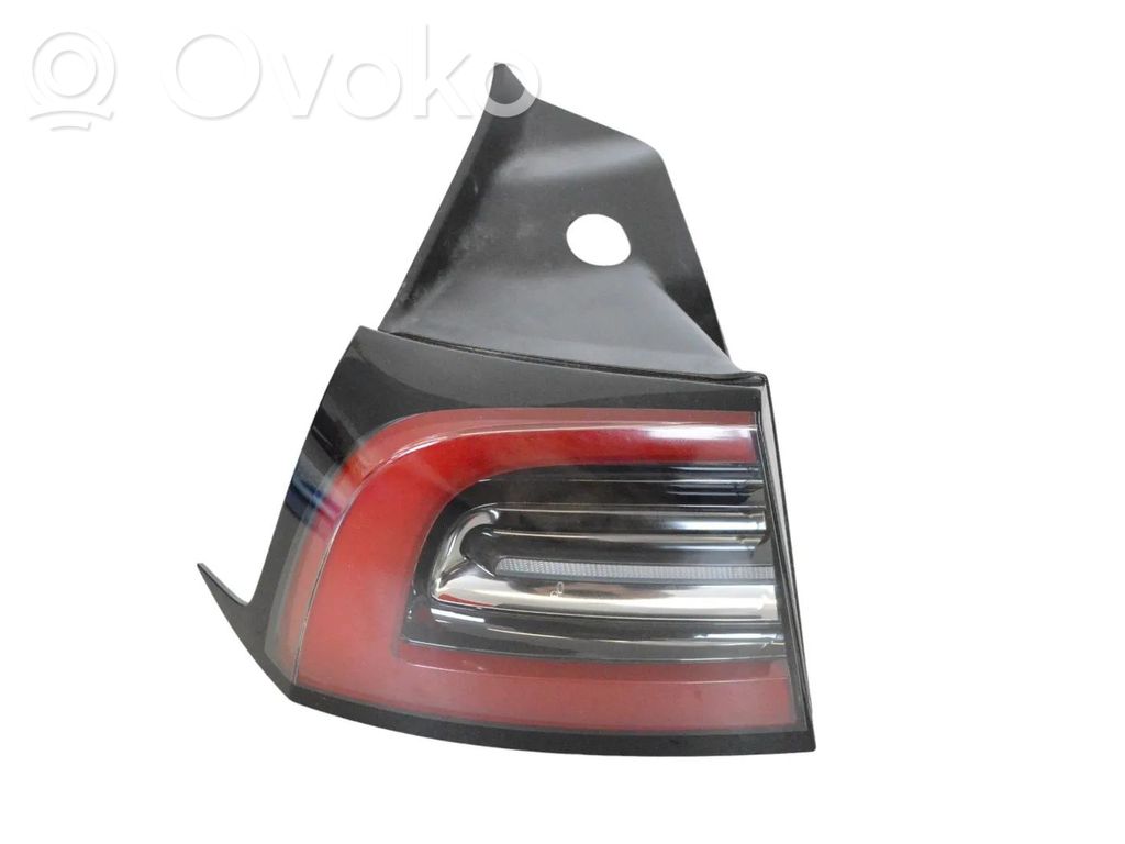 Luz trasera/de freno   150208699D