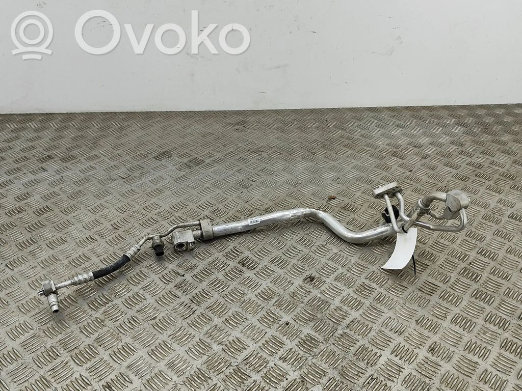 BMW 5 G30 G31 G38 Tubo flessibile aria condizionata (A/C) 