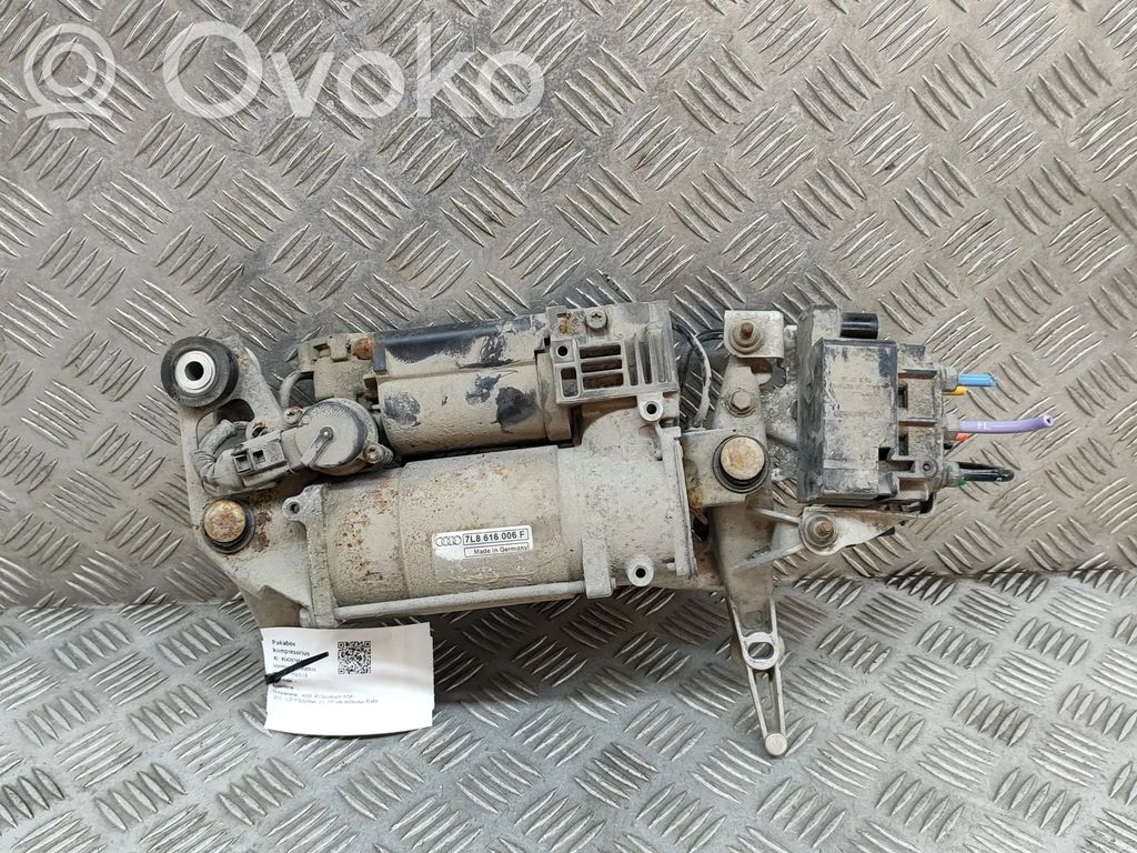 Audi A5 Kompresor zawieszenia tylnego pneumatycznego 