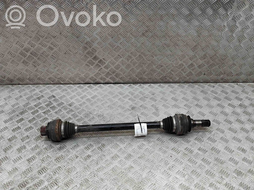 Takavetoakseli   95B501203,95B501203