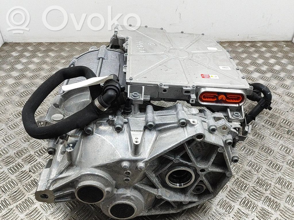 Двигатель   0MH301103D,1EA907230,1EA907121C,ECW