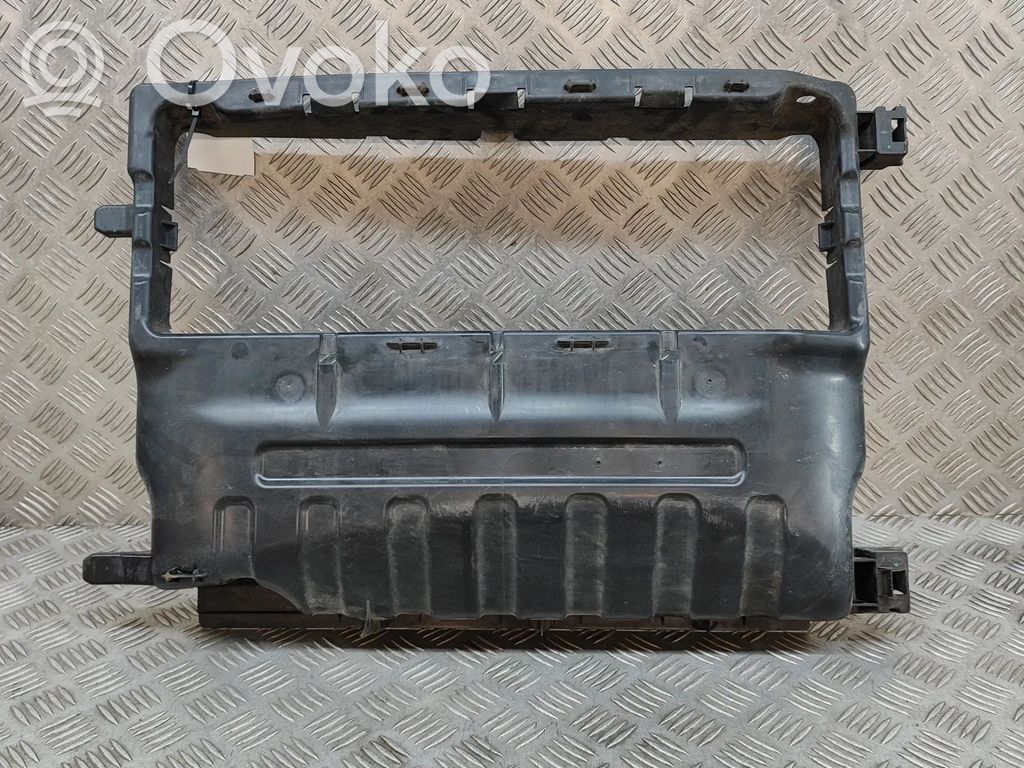 Renault Zoe Wlot / Kanał powietrza intercoolera 