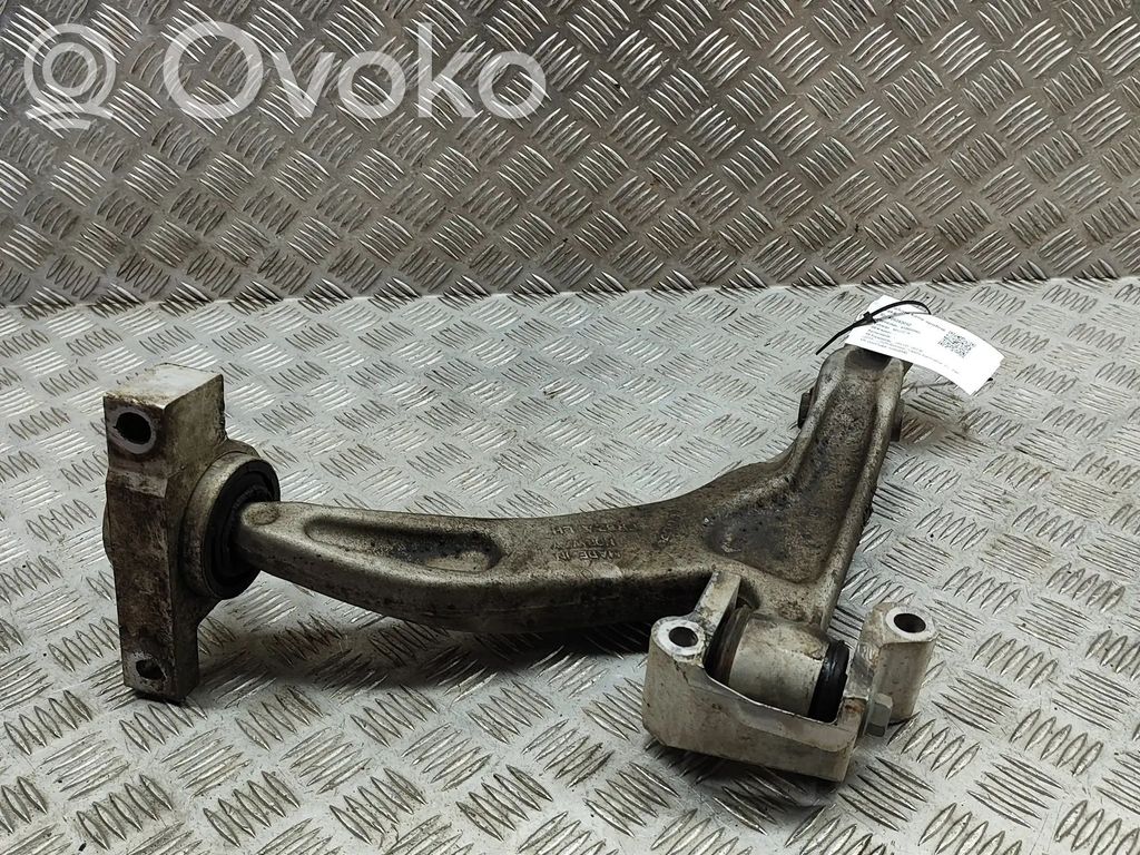 Volvo V60 Front lower control arm/wishbone 