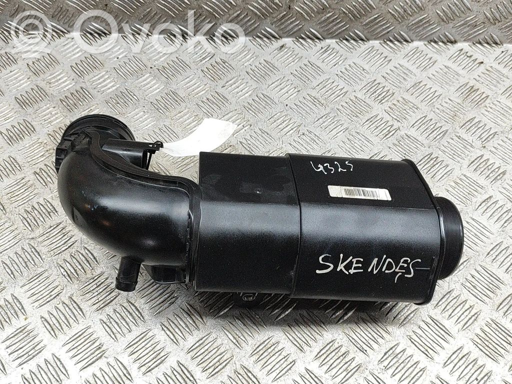 BMW 2 F44 Rezonator / Dolot powietrza 