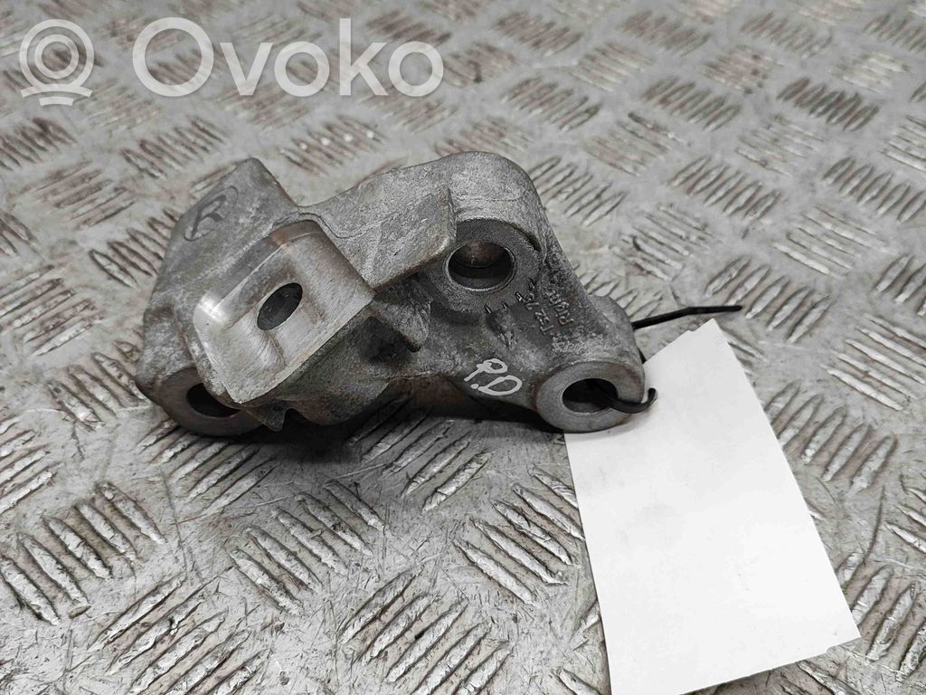 BMW iX Engine mounting bracket 