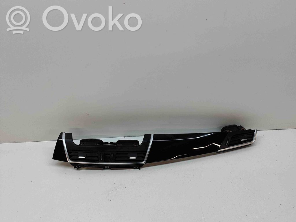 BMW 2 F45 Ramka schowka deski rozdzielczej 