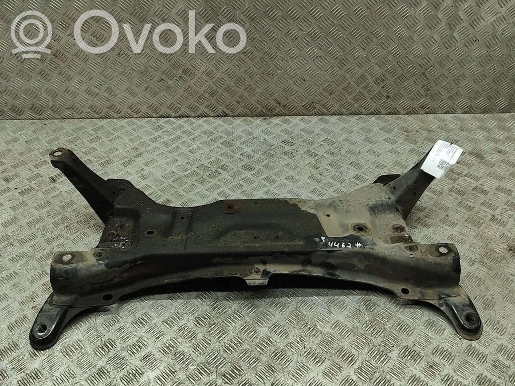 Peugeot 108 Priekinis traversas 