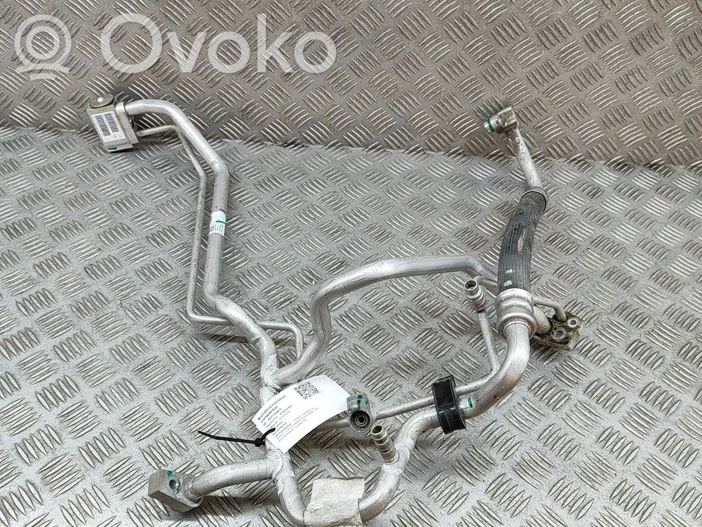 Ilmastointilaitteen putki (A/C)   600848100B,104626500C
