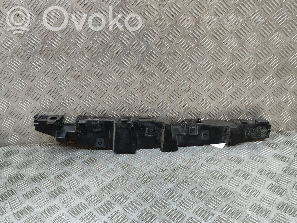 BMW i3 Lokasuojan kannake 