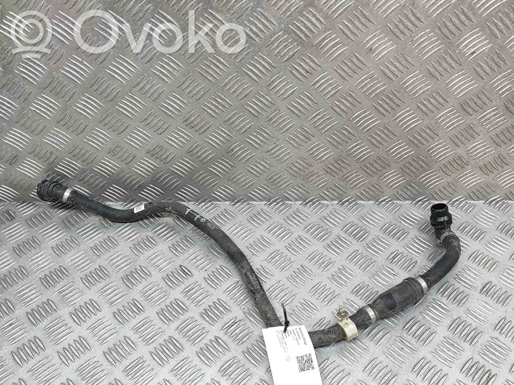 BMW iX1 Tubo flessibile del liquido di raffreddamento del motore 