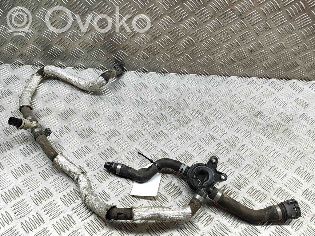 Volvo S90, V90 Tubo flessibile del liquido di raffreddamento del motore 