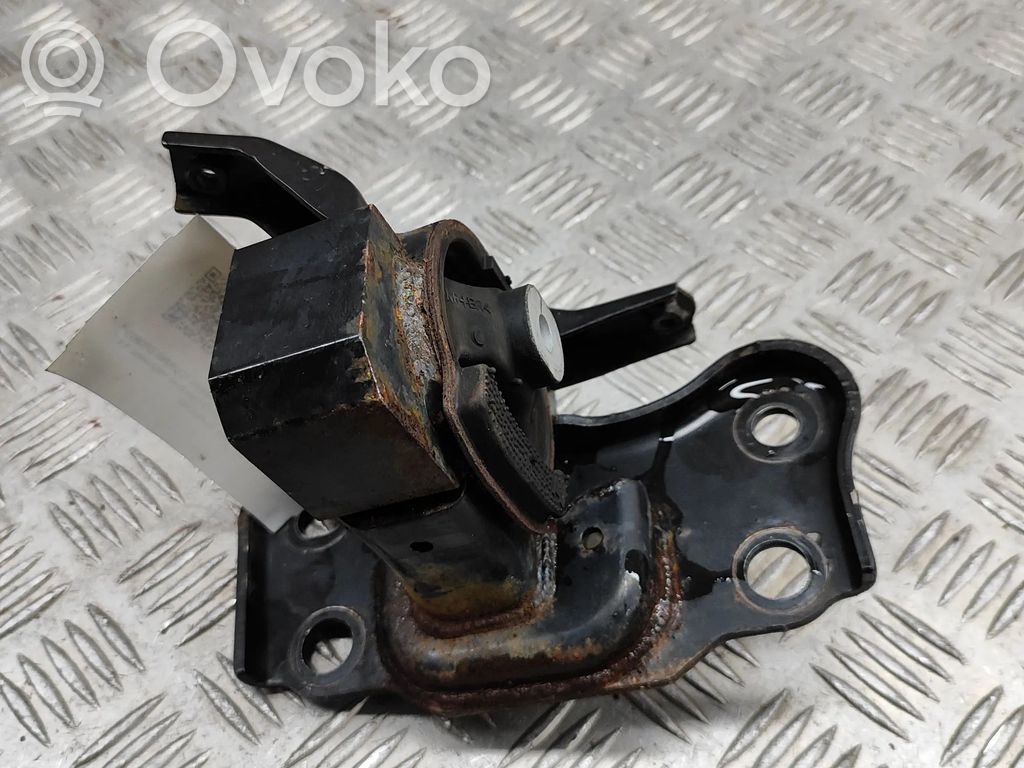 Toyota Auris E180 Soporte de montaje del motor