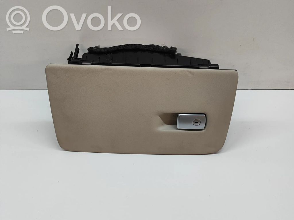 BMW X5 G05 Daiktadėžė 