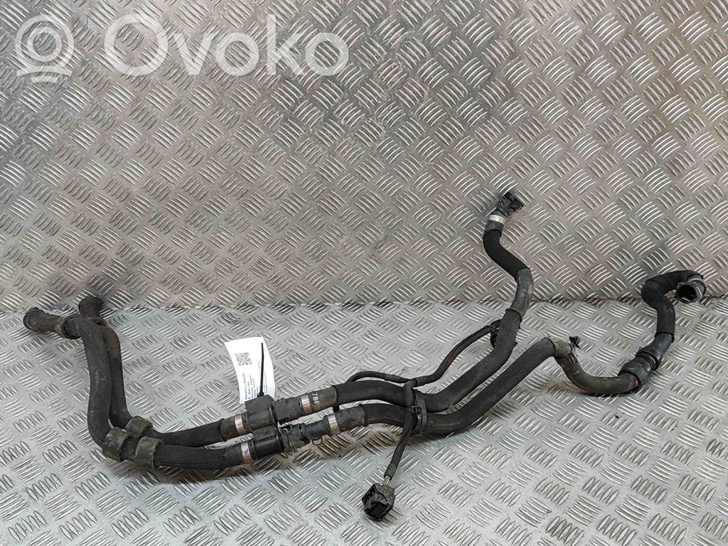Peugeot 2008 II Tubo flessibile del liquido di raffreddamento del motore 