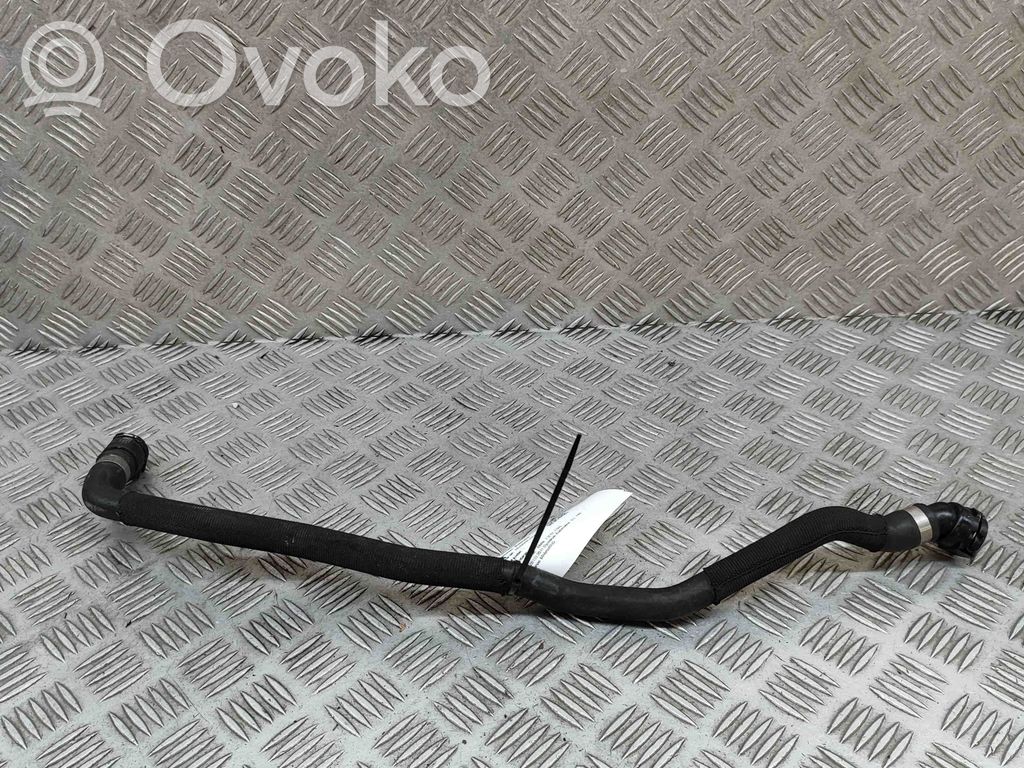 BMW 7 F01 F02 F03 F04 Conductă/furtun lichid de răcire motor 