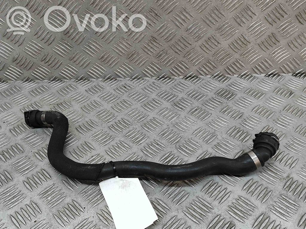 BMW 7 F01 F02 F03 F04 Conductă/furtun lichid de răcire motor 
