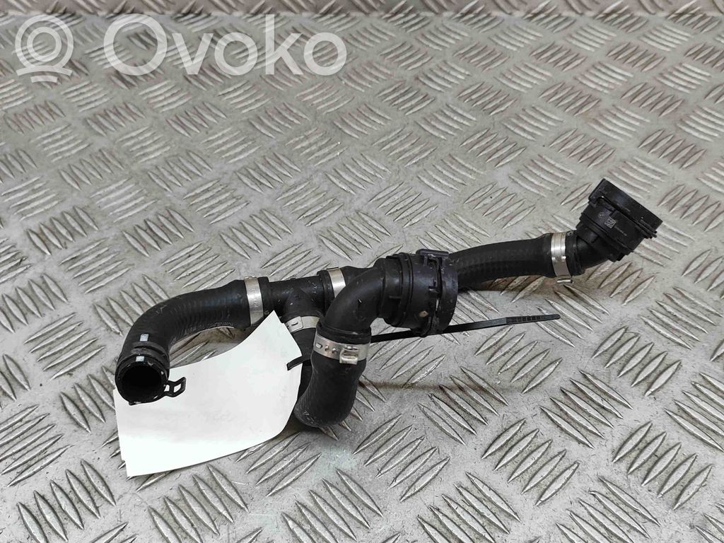 BMW iX1 Conductă/furtun lichid de răcire motor 