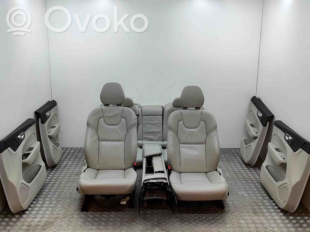 Interior set   31417529,31446176,30747755,30747756,31417527,31446177