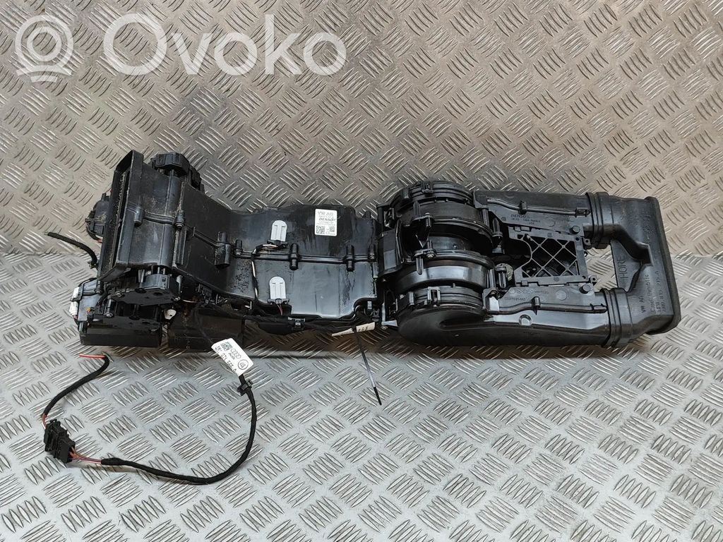 Audi Q8 Scatola climatizzatore riscaldamento abitacolo assemblata 
