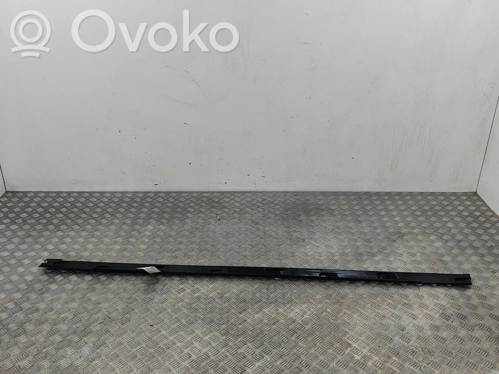 Audi Q4 e-tron Seitenbodenschutz 