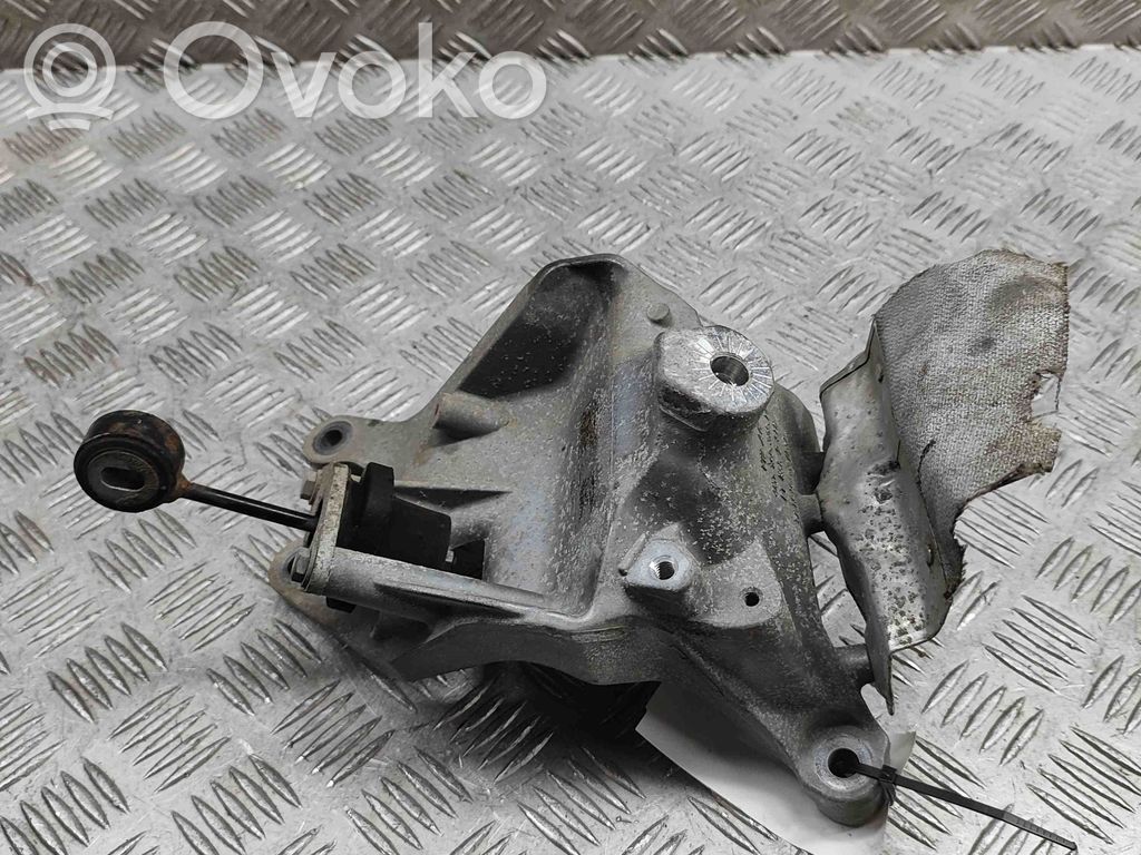 Audi Q7 4M Supporto di montaggio del motore (usato) 