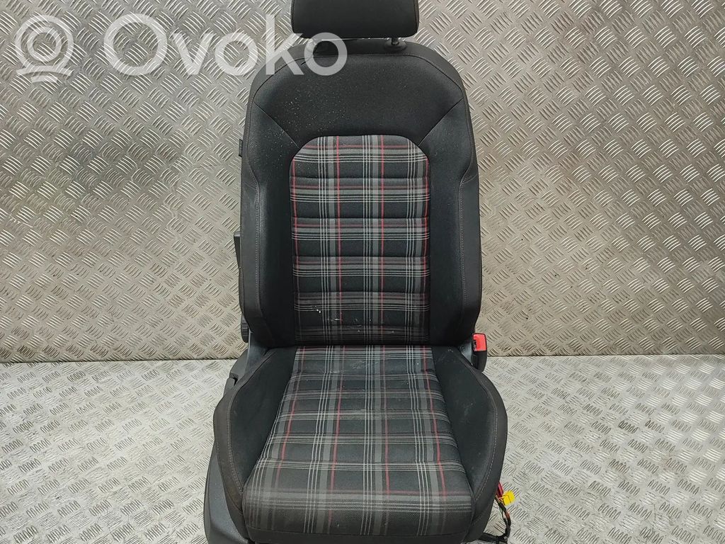 Volkswagen Golf VII Siège passager avant