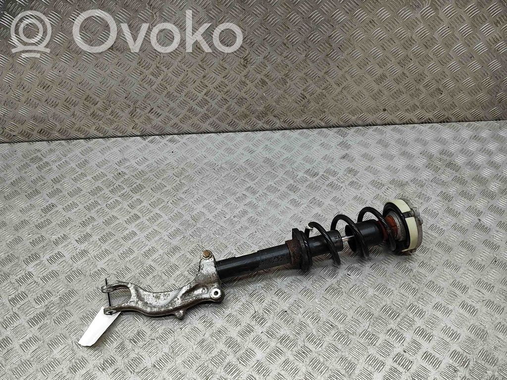 Audi A4 S4 B9 8W Etuiskunvaimennin 