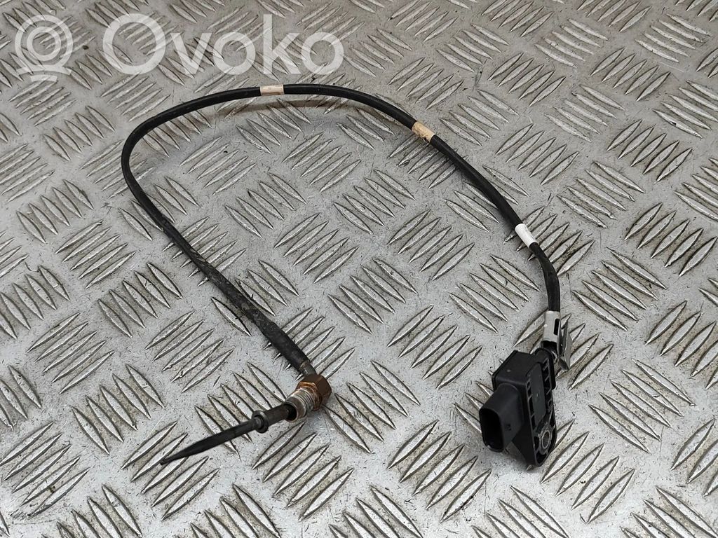 Nissan Qashqai J12 Senzor temperatură ulei 