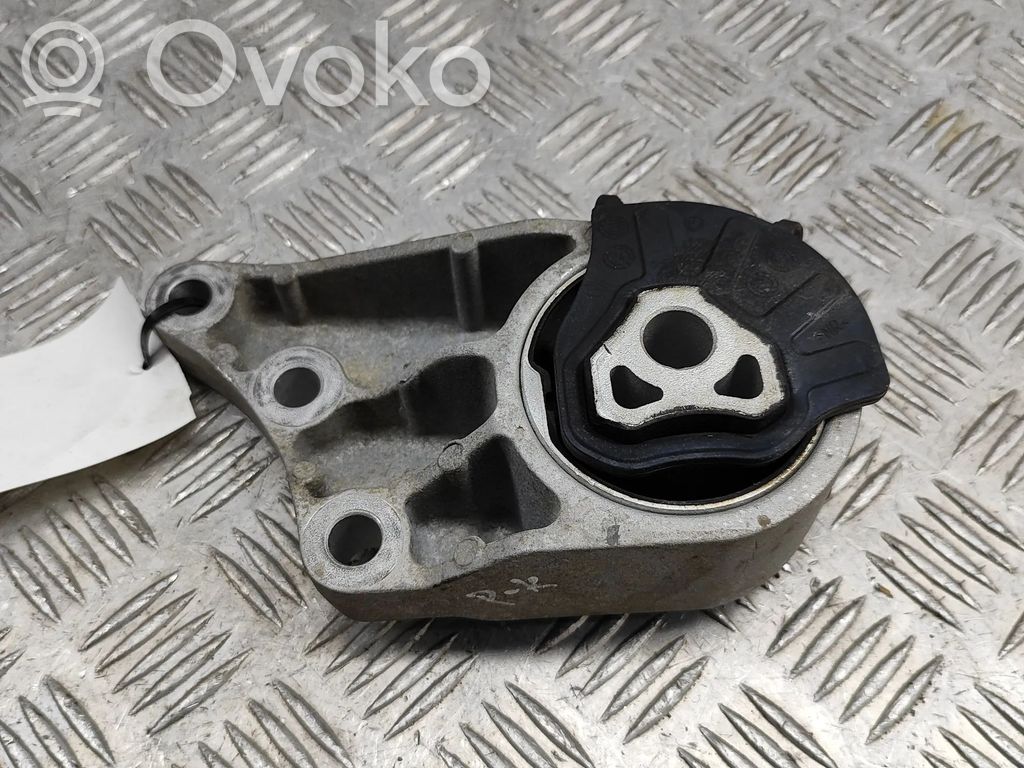 Engine mount bracket   20210818,10864498