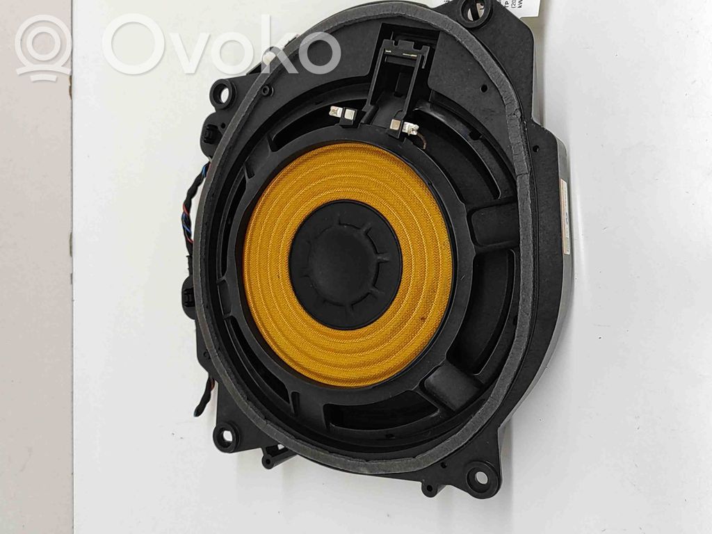 BMW iX Altavoz subwoofer 
