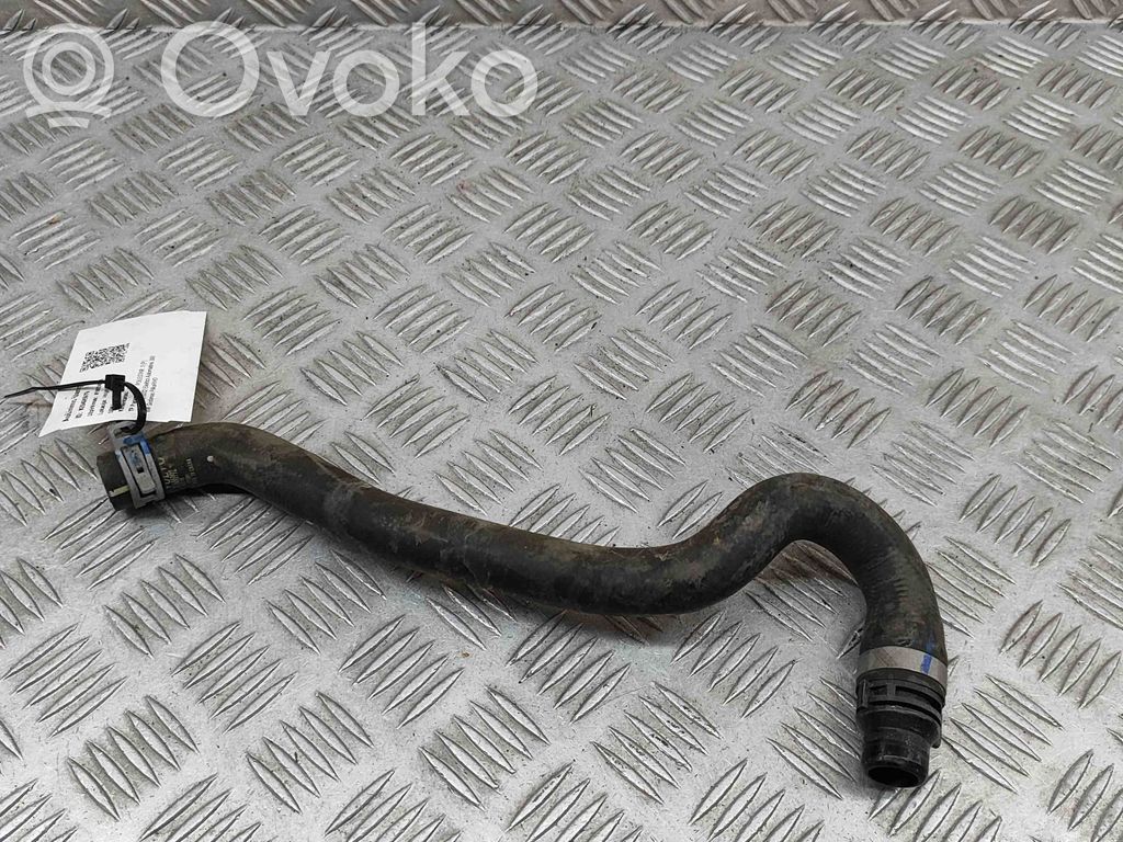 Polestar 2 Engine coolant pipe/hose 