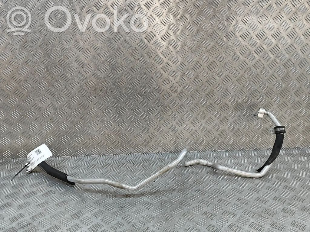Mercedes-Benz E C207 W207 Ilmastointilaitteen putki (A/C) 