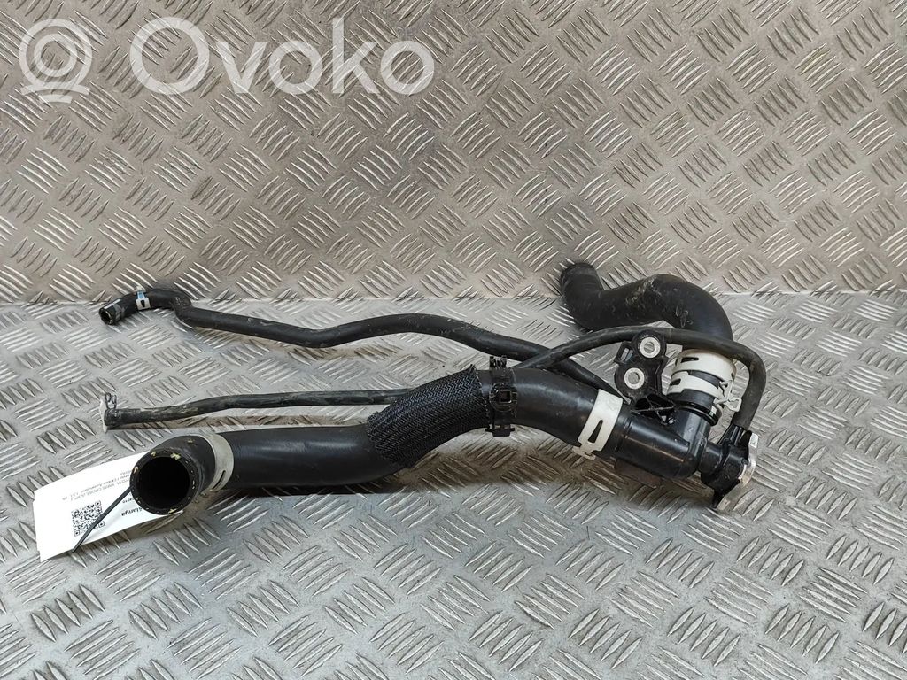 Toyota Yaris Cross Przewód / Wąż chłodnicy 