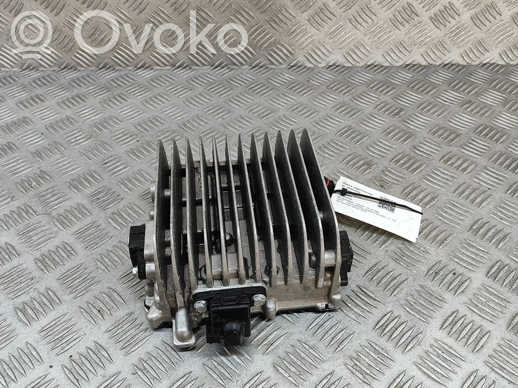 Mazda CX-30 Falownik / Przetwornica napięcia 